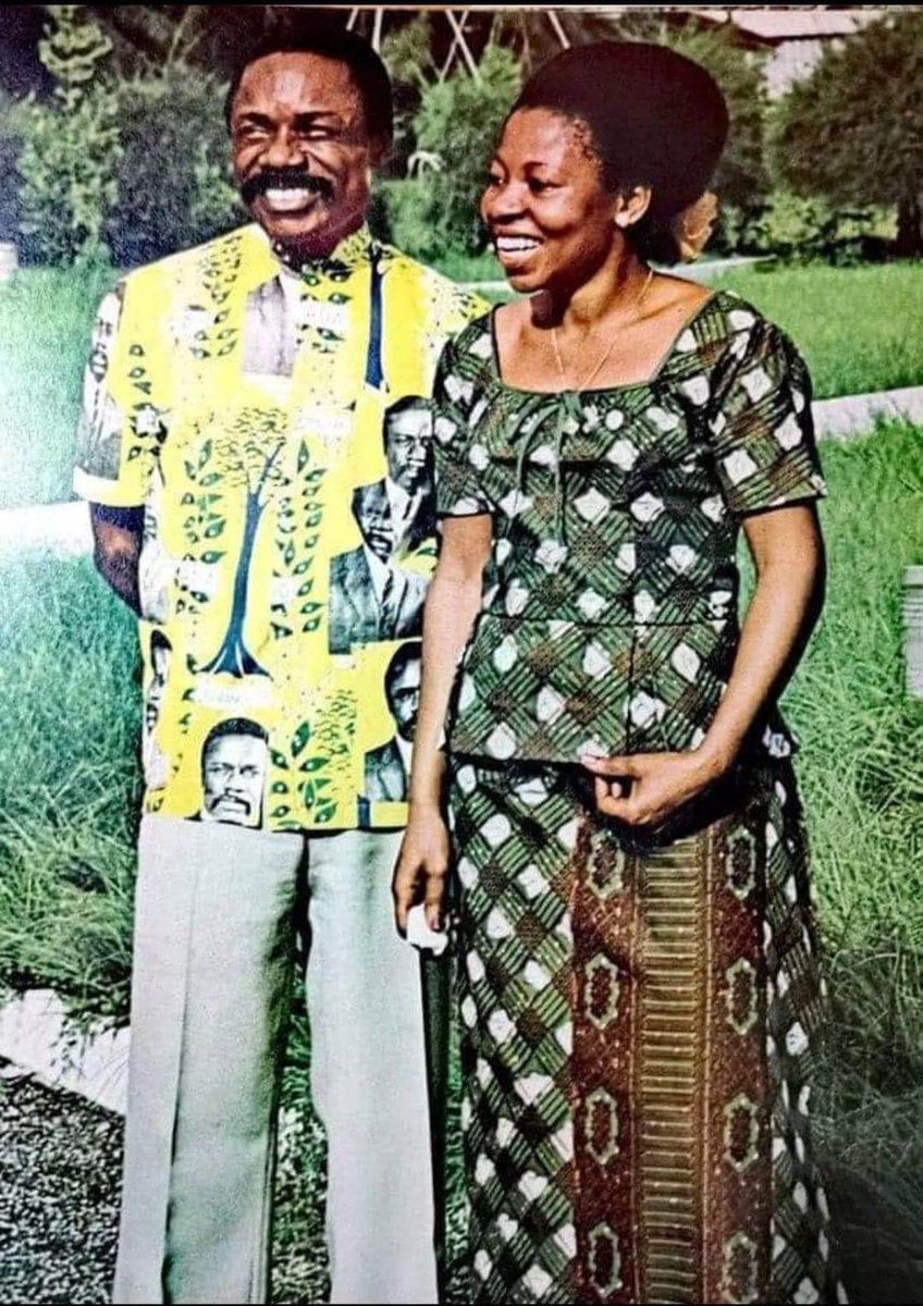 arol_ketch's tweet photo. Quand Omar Bongo faisait assassiner l’amant de sa femme 

C’est l’histoire d’un chef d’Etat qui cocufié à plusieurs reprises par son épouse a tout simplement décidé de fomenter l’assassinat de l’amant français de celle-ci et ce, sur le territoire français. https://t.co/1s5b6ZPiK3