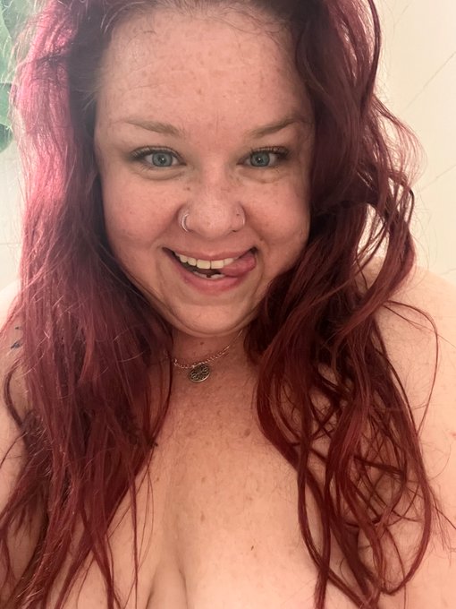 Goodnight Babes😘 https://t.co/chFtSrJz28