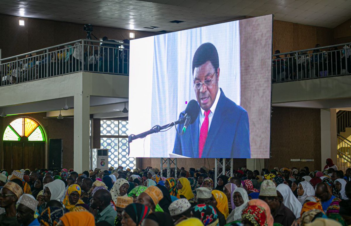 Natkerntz's tweet image. Live coverage through LED screens is the best solution for interactions with the audience!
For #rentalledscreen kindly contact us.
#ledscreen
#natkern