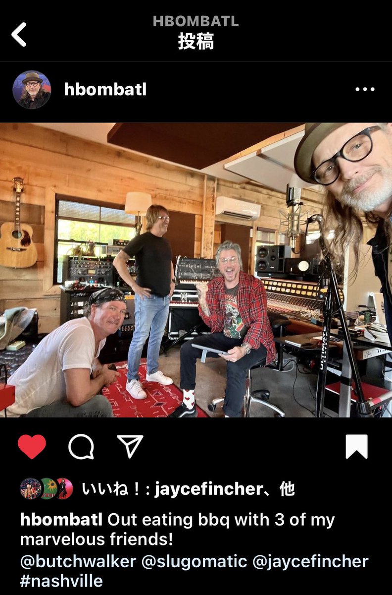 2mr41h_erin's tweet photo. Marvelous3の作品にも参加しているHarold Sellersが、ナッシュビルのブッチのスタジオでの写真をアップしました。
レコーディング中にしか見えない写真に写っているのは、ブッチ、ジェイス、スラッグ!
#marvelous3 #butchwalker #jaycefincher #dougmitchell https://t.co/A5IwlrVDNg