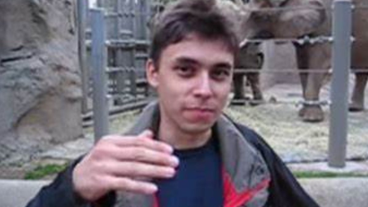 WeAreRSGroup's tweet photo. ON THIS DAY | In 2005, At 8:27 PM, Jawed Karim, one of the co-founders of YouTube, uploaded the video Me at the zoo making it the first video ever to be uploaded to YouTube. 

#OnThisDay #OTD https://t.co/0Gvd8ea9Qv