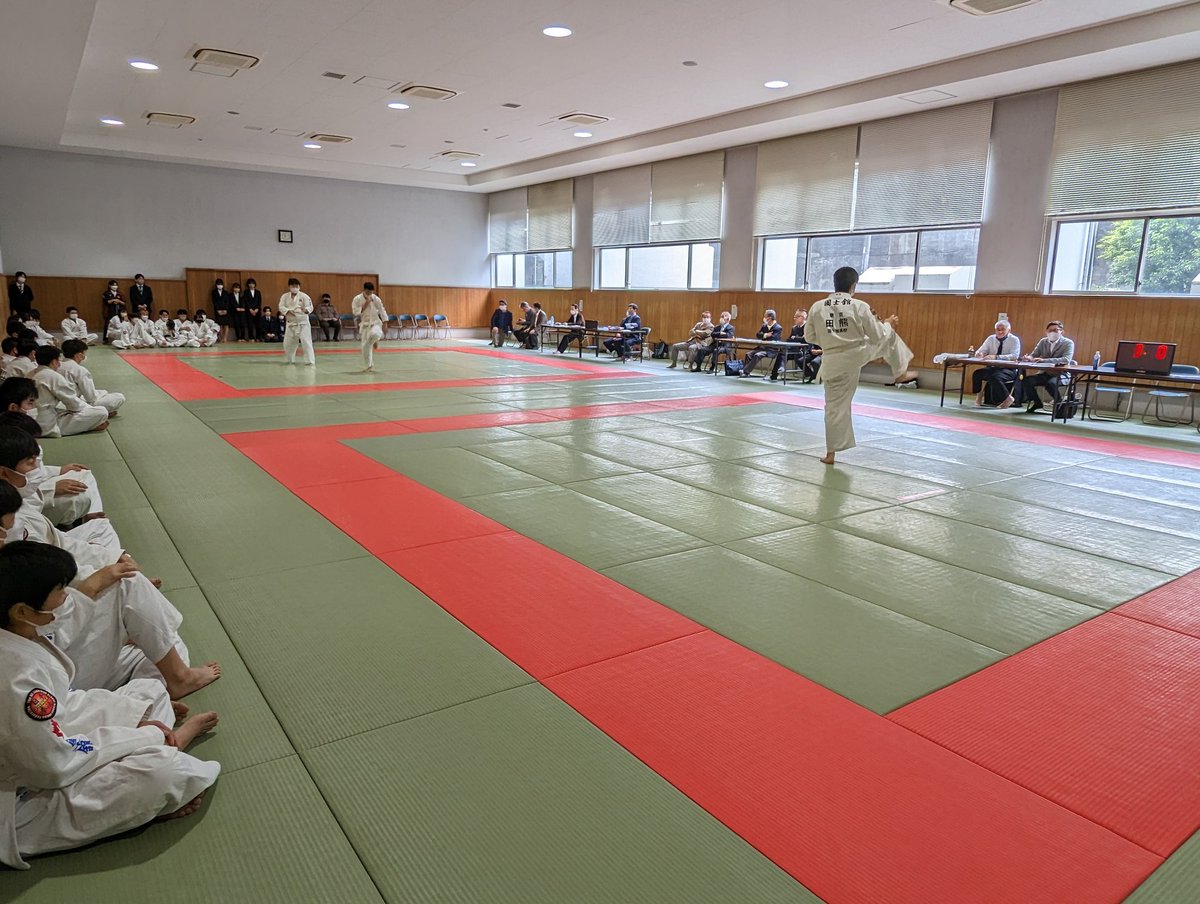 nacrsince2022's tweet photo. 本日、代表は昇段級審査会へスタッフとして行ってます。
#日本拳法 #武道 #総合格闘技 #昇段級審査会 #日本拳法連盟 #国士舘大学日本拳法部 #国士舘高校日本拳法部 #ナックル #理辰舘 #NACR #荒川区 #荒川区の武道教室 #荒川区の習い事 #新しい事をはじめよう https://t.co/Pa0foSjv6t