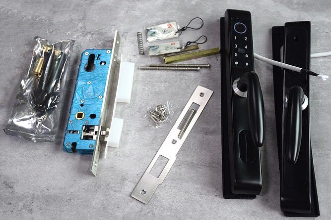 Yorfansmartlock's tweet image. Tuya wifi Aluminum door lock
85 series mortise(3585,4585, 2885 etc)
Waterproof version(option)
Model: YFFW-D1
#tuyawifi #smartlock #wifilock #waterprooflock #passwordlock #tuyasmart #aluminumdoorlock #fingerprintlock #mortiselock #doorhandle #digitaldoorlock #smartdoorlock #lock