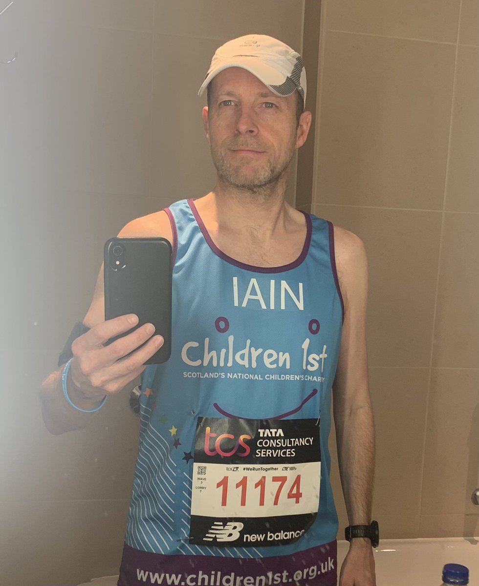 Iain (@iainyoung43) on Twitter photo Game face on. Getting ready to make my way to the start <a href="/children1st/">:michael-ian: meldrum🎗👣 Sui Juris St. John 8:32</a> #TCSLondonMarathon2023 Game face on. Getting ready to make my way to the start <a href="/children1st/">:michael-ian: meldrum🎗👣 Sui Juris St. John 8:32</a> #TCSLondonMarathon2023