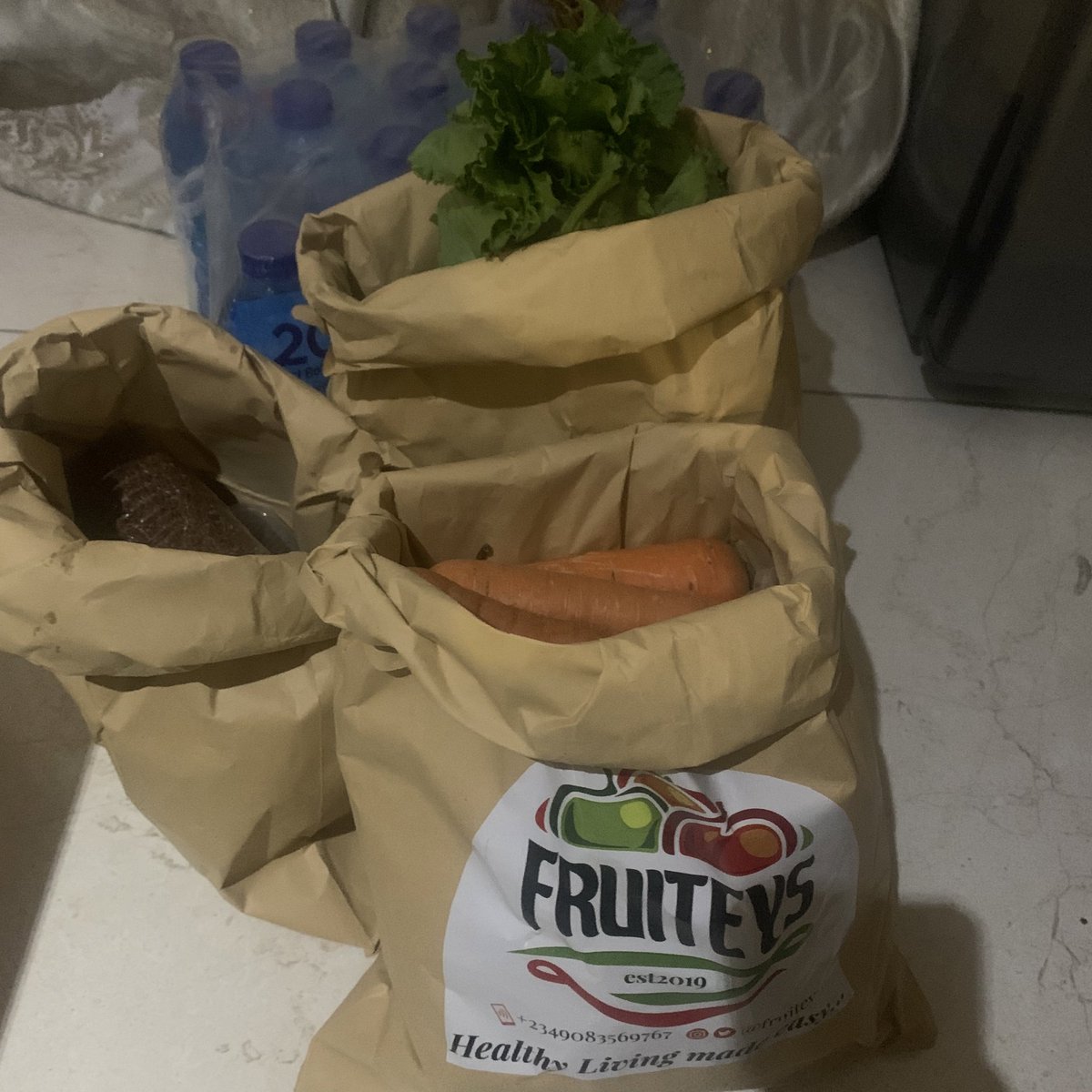 Chukulee_'s tweet photo. Looking to eat healthy, and more intentionally?
Shop @fruiteys
Hygienically packaged fresh fruits, vegetables and seeds, delivered to your doorstep, anywhere in Lagos.
#Fruiteys Healthy eating made easy
#greengrocer #foodbox #freshfruitsinlagos #freshvegetables https://t.co/O8Co7tb6n4
