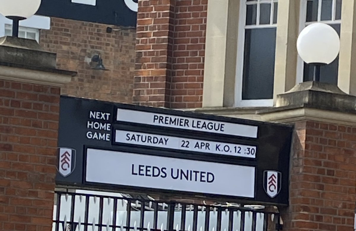 AnnetteTandrup's tweet photo. Not the birthday present I’d hoped for💔 Thanks to Leeds away for being so loud 💙💛🤍 #MOT# https://t.co/c7ron5XOAI