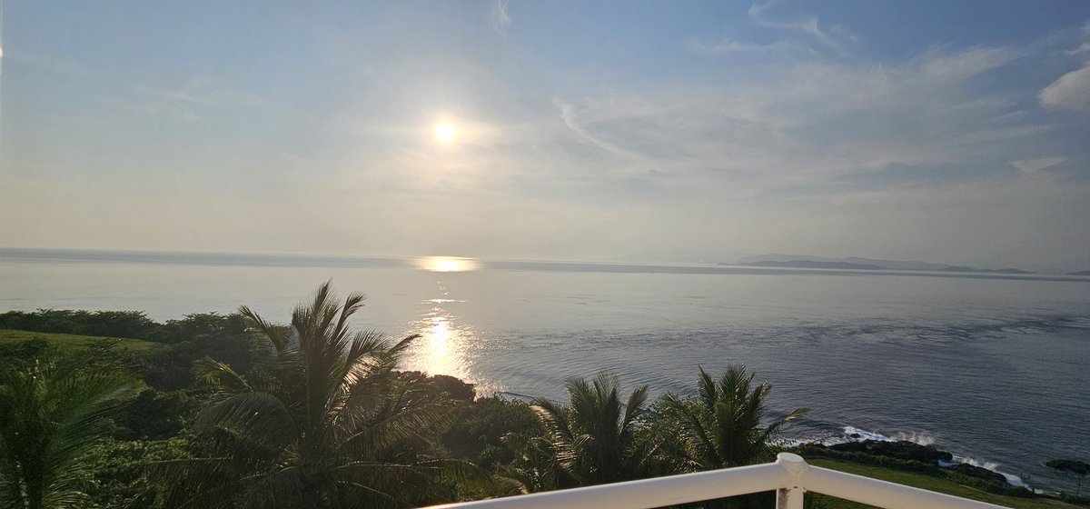 UnbotheredMldta's tweet photo. I'm asking those who love the outdoors to post a picture. A picture that YOU took. Just a pic, no description. The goal is to regain peace and harmony without negativity. Please copy the text, put a picture on YOUR page, and let's look at these beautiful pictures. Here's mine. https://t.co/BQHMgZu1wd