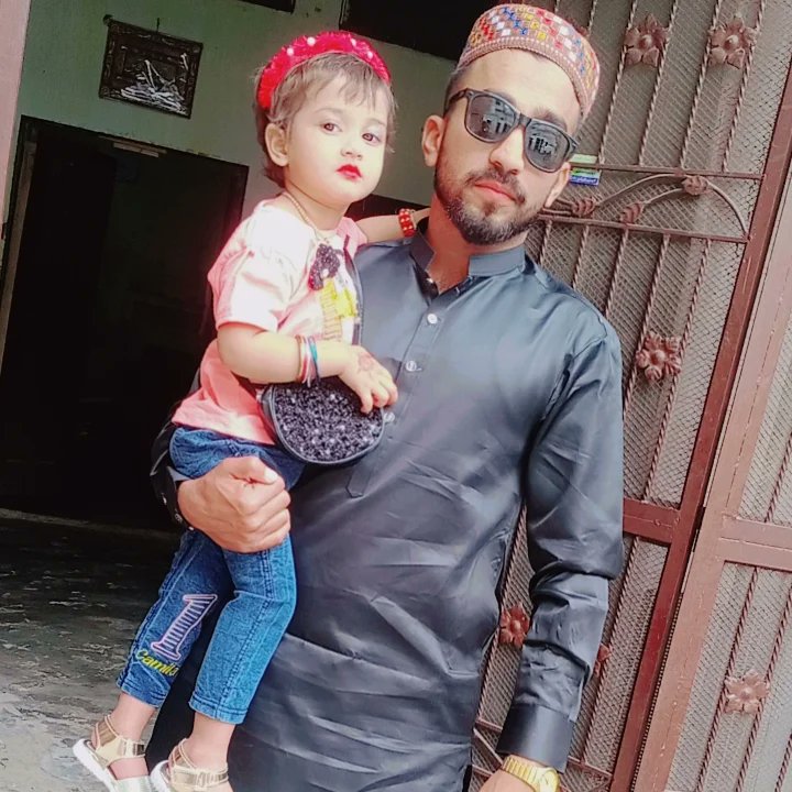 Haiderhadee786's tweet photo. Eid Mubarak 2k23 
Stay happy and blessed 😎🇵🇰👨‍✈️🥰���😘
#Eid2023 #EidMubarak https://t.co/Z4TsChUj3M