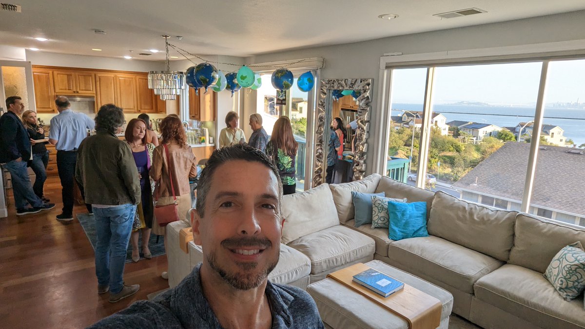 SolarNinjaTroy's tweet image. Happy Earth Day, from our house to yours!
#EarthDay #EarthDay2023 #EarthGrid #PristineSun