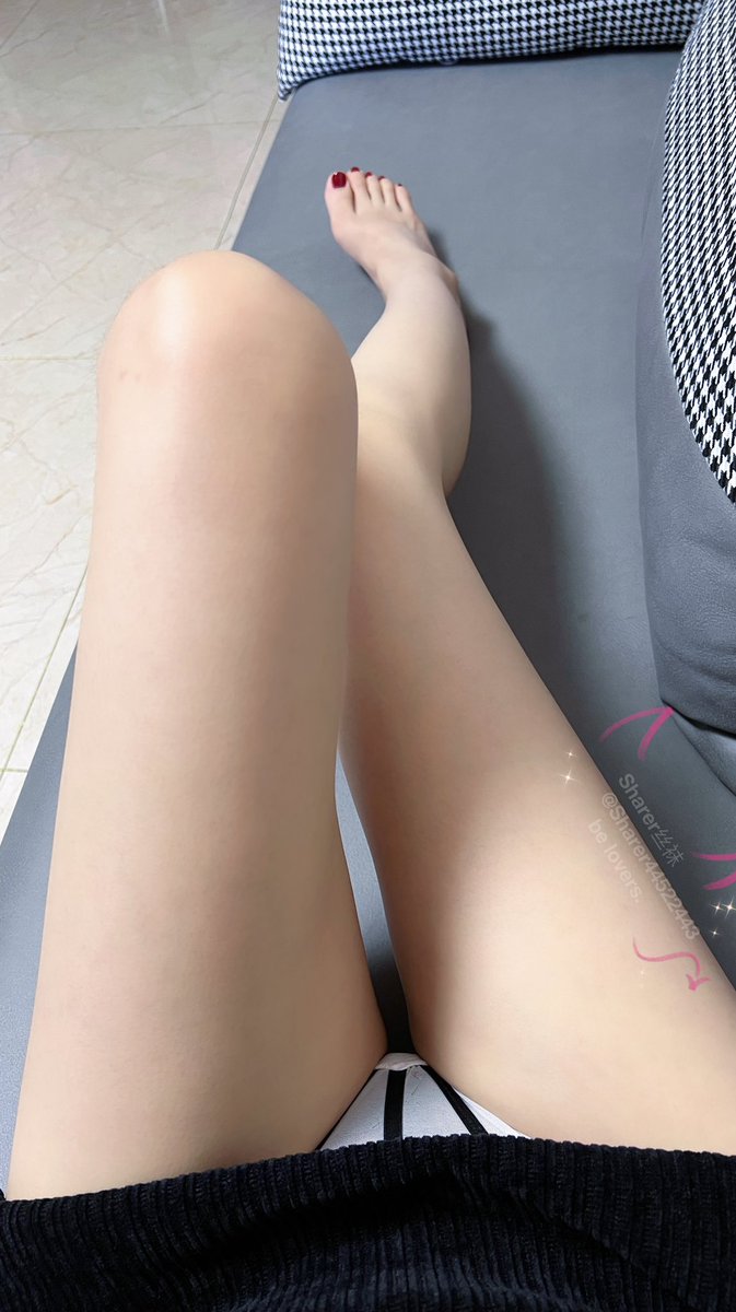 🎀没事就想更一下推，酒红色越看越好看，过几天换一个蓝色试试。 https://t.co/IiSamRm6Nl