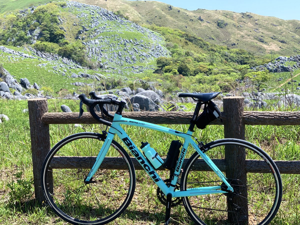 sera63971925381's tweet photo. 平尾台〜安部山

平尾台は景色が良くて最高だった🚴

#平尾台 #ロードバイク #Bianchi #ヒルクライム #ロードバイク乗りと繋がりたい https://t.co/V4hwYbs7CK