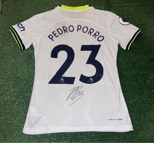 HarryScarfe22's tweet photo. 🚨 GIVEAWAY 🚨

If Tottenham beat Newcastle today, then one lucky person will win this signed Porro shirt. 

To enter: 
Retweet this 
Follow me, @ScarfeySpurTalk &amp; @SuZeSport https://t.co/hnLoCLGhtL