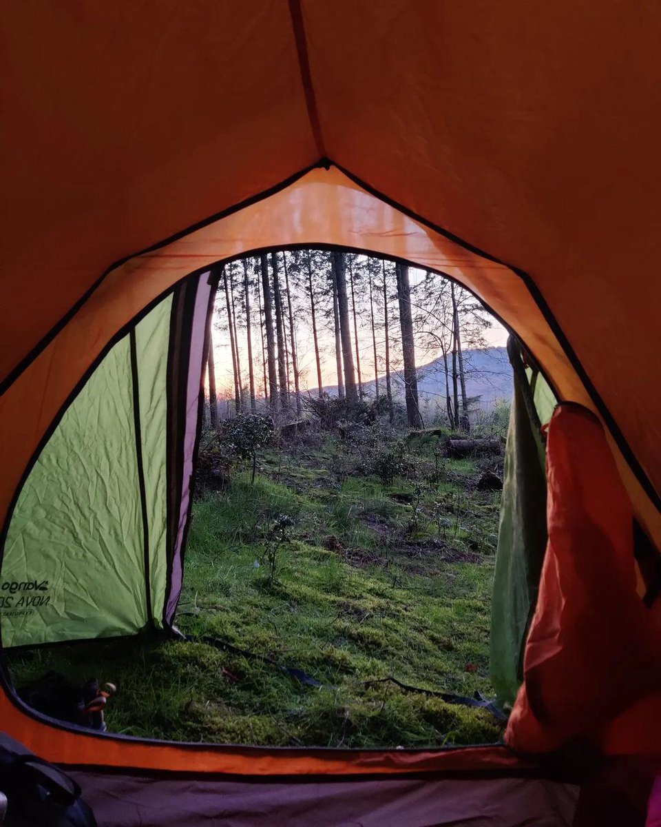 GOoutdoors's tweet image. This is your sign to plan at least one bank holiday camping trip! 🏕️Dreaming of waking up to views like this.. 🤩

📷 Stunning shot by outdoorascent over on IG- thanks for sharing with us!

🏷️Feat. the Nova 200 @vango.outdoors 

#discoverfreedom #gooutdoors #vango