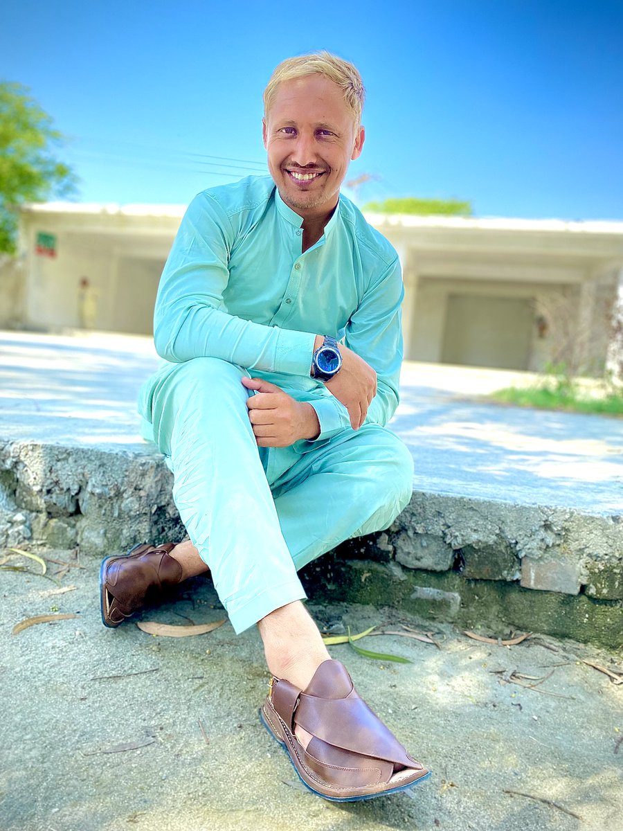 Ali Blonde tweet media