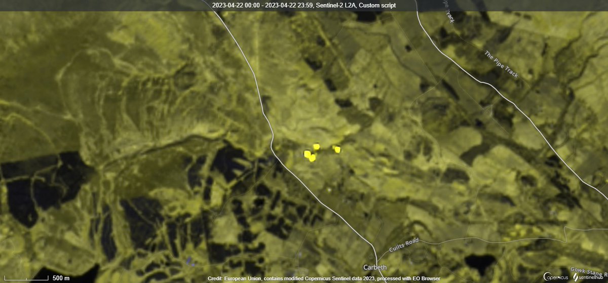 Sat 22-Apr: Road A809 closed due to grass fires. Some imaged earlier in day by Sentinel-2. It may not be high summer but there is still the risk of fire. If you are out and about <a href="/Stirling_High/">Stirling High School</a> take care and follow the advice from <a href="/SFRSYourSafety/">Scottish Fire and Rescue Service – Your Safety</a> 

firescotland.gov.uk/media/1136340/…