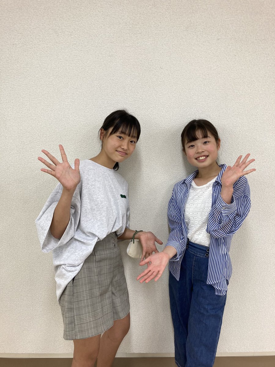 ACTIS_tts's tweet photo. 鹿児島からこんにちは！

JSクラスの元気な2人
#川野瑠那
#前田実花

#アクティブカゴシマ
#アクティブハカタ
#シニアタレント
#鹿児島タレント https://t.co/0p8nhDqSMv