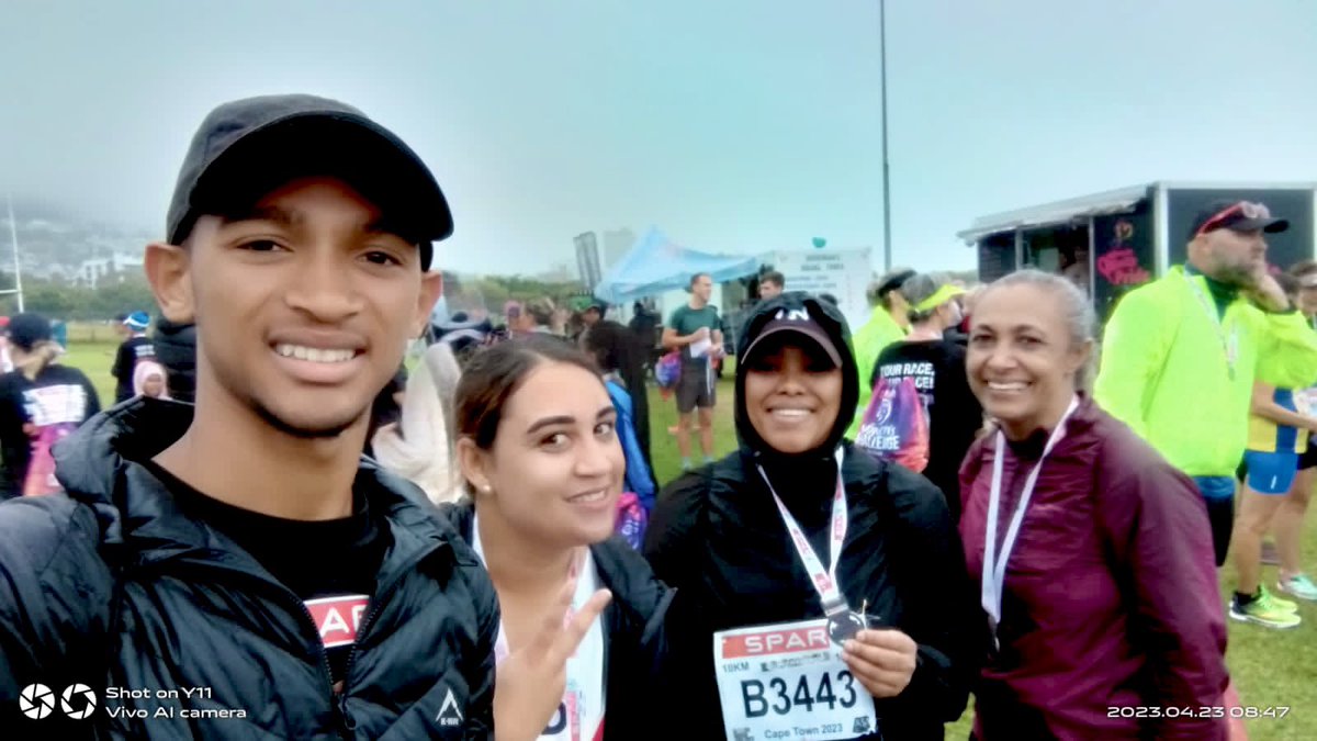 DaleBread's tweet photo. Fantastic morning out at the @My_SPAR Women’s Challenge Race with the @ddjtraining FITCLUB FAMILY 💚👏🏻🙌🏻💪🏻🫶🏽🙏🏽
Clocked a personal best in the 10km run! ⏰🏃🏻♂️🤭
#healthylifestyle
#fitnessmotivation
#running
#wellness
#ddjtraining
#fitclub https://t.co/4jw4nzIITJ