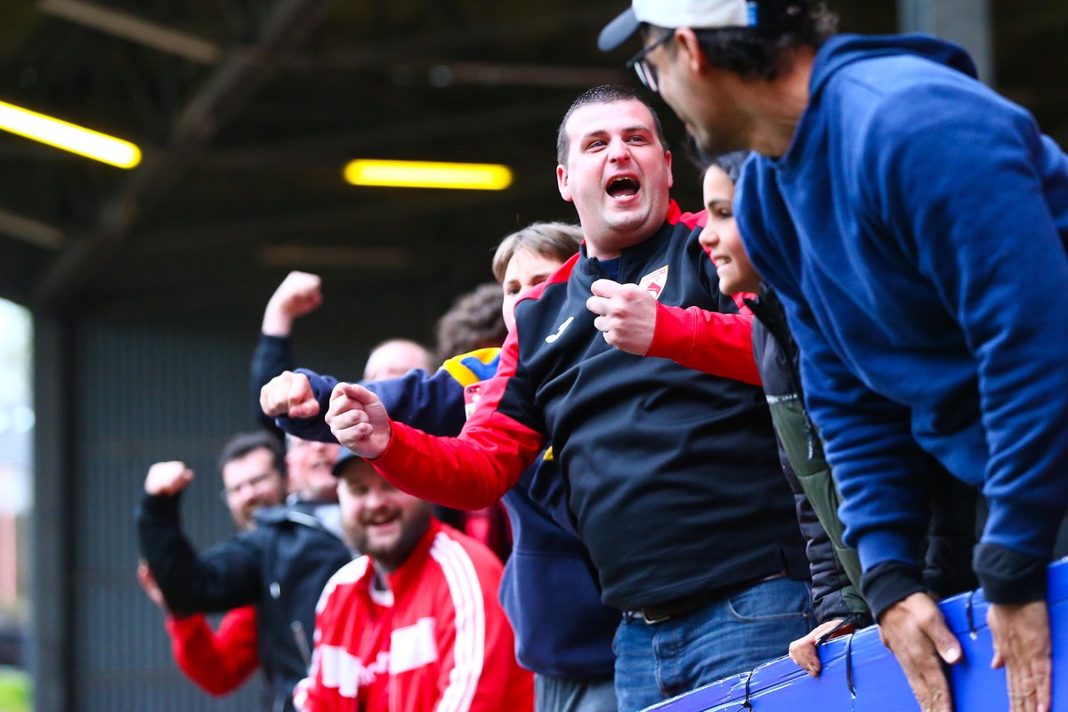 MorecambeFC's tweet photo. 2οΈβ£2οΈβ£0οΈβ£ of you joined us at The Valley on Saturday.
An incredible effort as ever from the travelling #Shrimps! π«‘
#UTS π¦ | #CHAvMOR https://t.co/l05ruVrISK