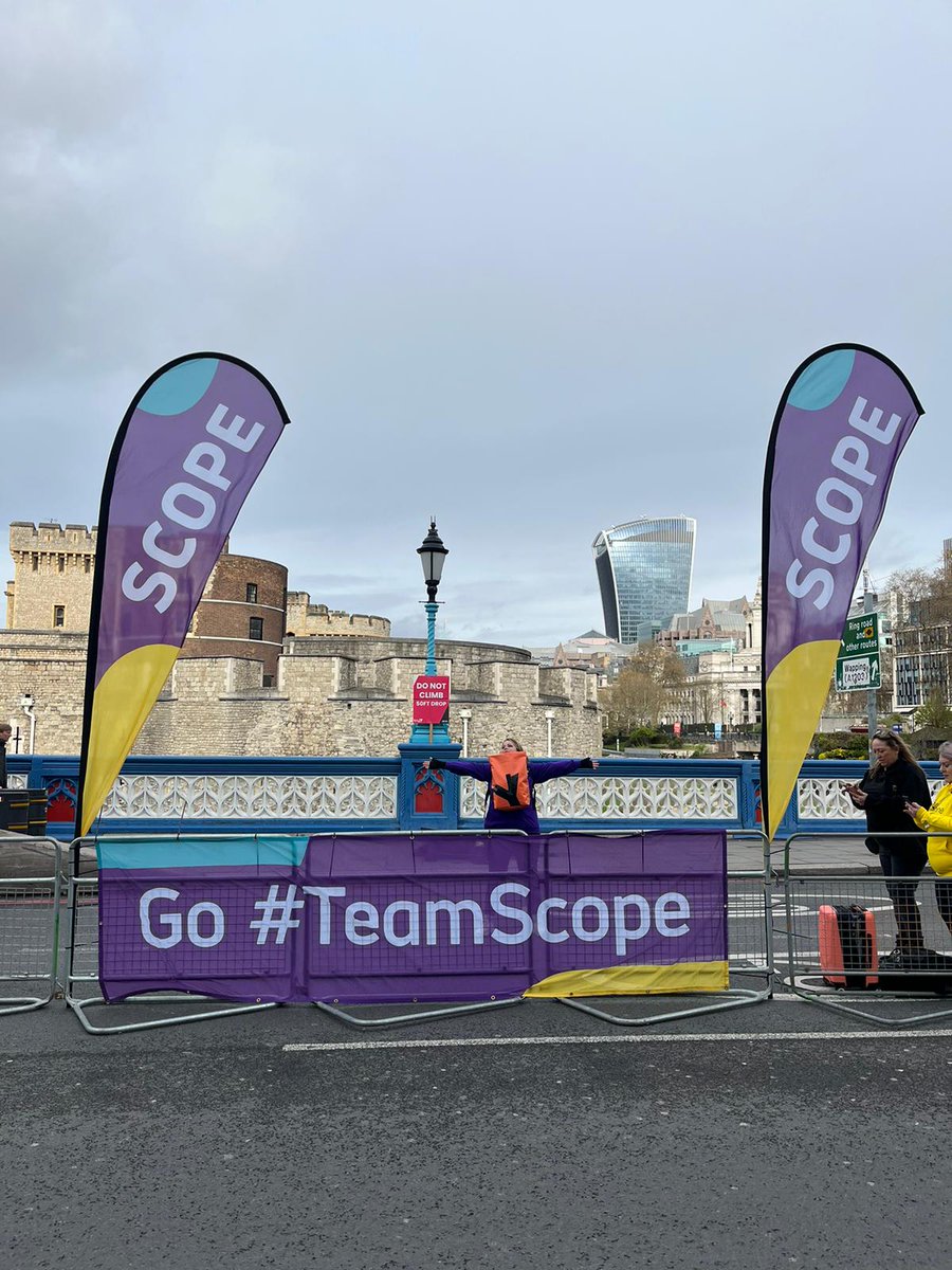 scope's tweet photo. We're out here. Ready and waiting to cheer on #TeamScope all the way to the finish. #LondonMarathon
πYou can find us at mile 12.5 on Tower Bridge, and just before mile 23 on Tower Hill. https://t.co/sydidxbeoq