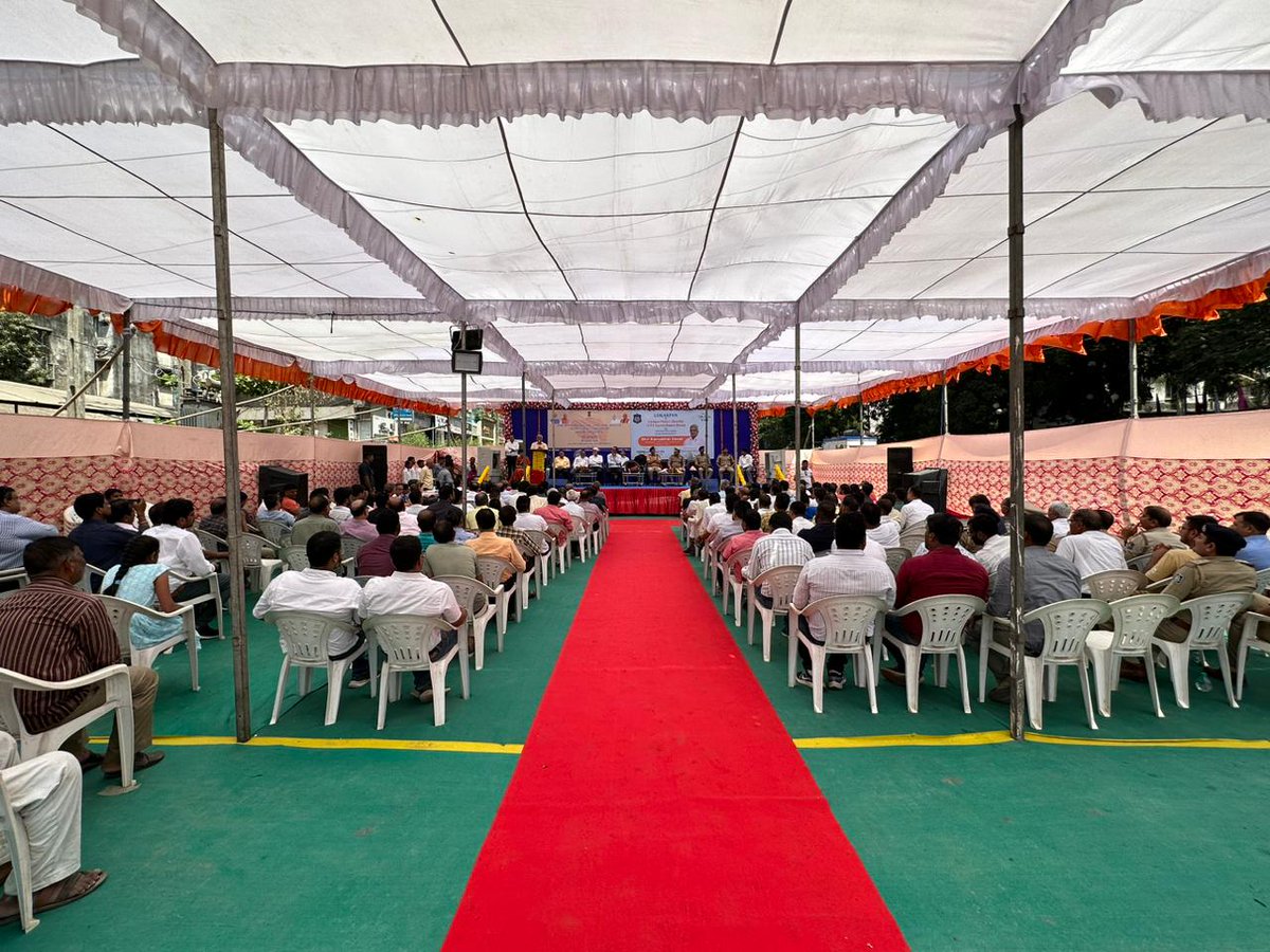 જનતાની સુખાકારી માટે આજરોજ ગુજરાત સરકારના માર્ગ અને મકાન વિભાગ દ્વારા નવનિર્મિત વાપી તાલુકાના 'વાપી - કોપરલી - અંભેટી - સુખાલા રોડ'ના (રાષ્ટ્રીય ધોરીમર્ગ નં. 48 થી આર કે દેસાઈ કોલેજ સુધી) ચાર માર્ગીય રસ્તાનું લોકાર્પણ કર્યું.