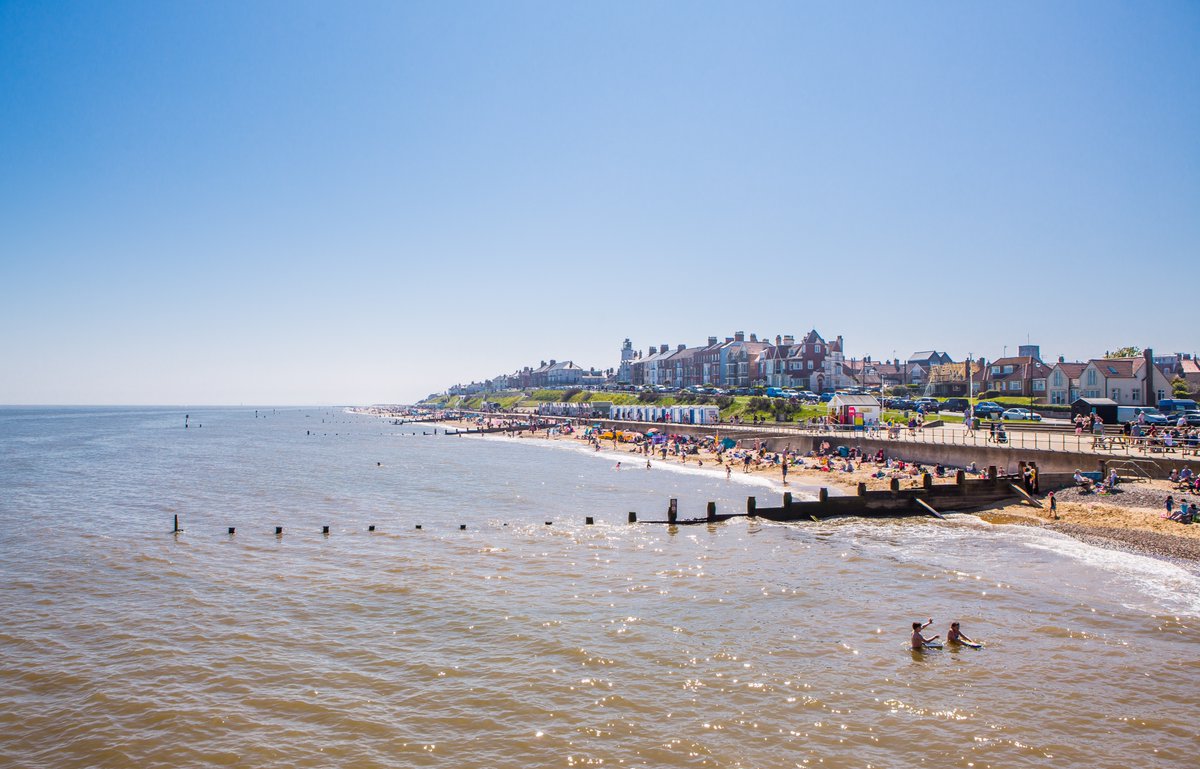 thesuffolkcoast's tweet photo. The quintessential seaside town of Southwold and the neighbouring picturesque village of Walberswick, have been included in @CNTraveler's essential summer-holiday guide to England's best seaside towns!

Take a look 👉 https://t.co/uRIq8S8geI

#Southwold #Walberswick https://t.co/b3EFhxqRis