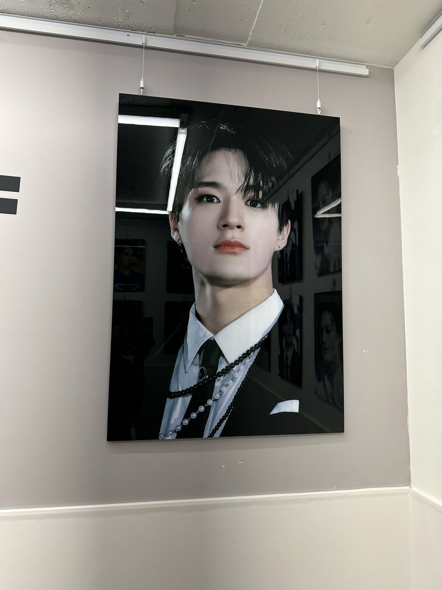 지성빠레🫐🕯️ tweet media