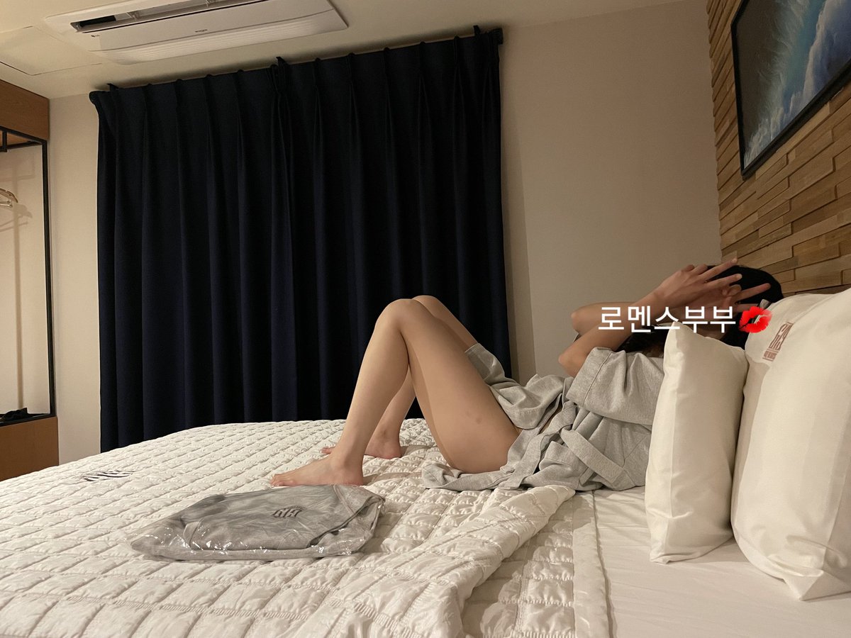 계정정지 다시시작합니다..ㅜ  
175  75  
164 54   30초 부부입니다  
경기남부일대 #부부 #커플 #초대남 같이놀아요