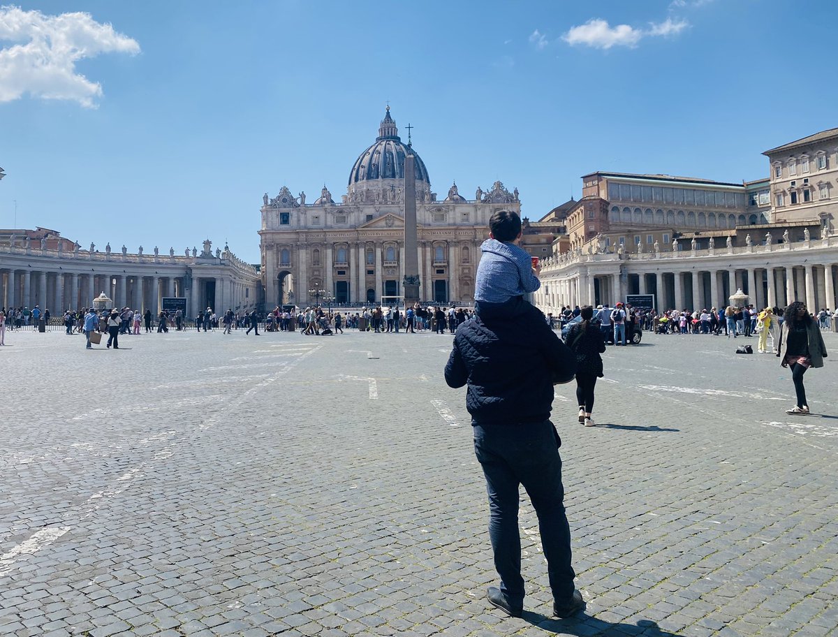Aymdegouvion's tweet photo. #ROME
Quel privilège d’assister à la traditionnelle audience papale….@Pontifex_fr
Douceur des promenades sur les rives du #Tibre, Effervescence baroque autour de la Fontaine de Trevi, Lumières des jardins de la #Villaborghese…Rome est un songe! https://t.co/TxbcnFmLVB