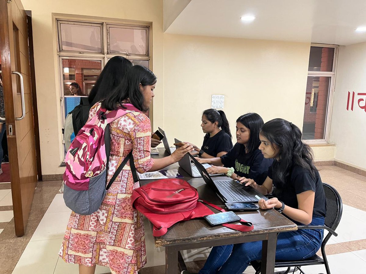 GDGPune's tweet photo. Let's dare to be and dream big!!
#IWDPune23 #WTMPune #GDGPune #BFHL #BFHL_moment https://t.co/N1XRXhqyoa