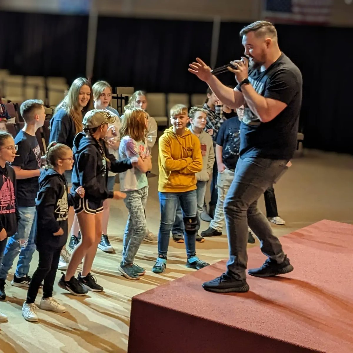 itsescapade's tweet photo. What an awesome day! If you missed it you gotta make plans to make it out to the next Anthem From Ashes in November! https://t.co/RTulsSNbMT