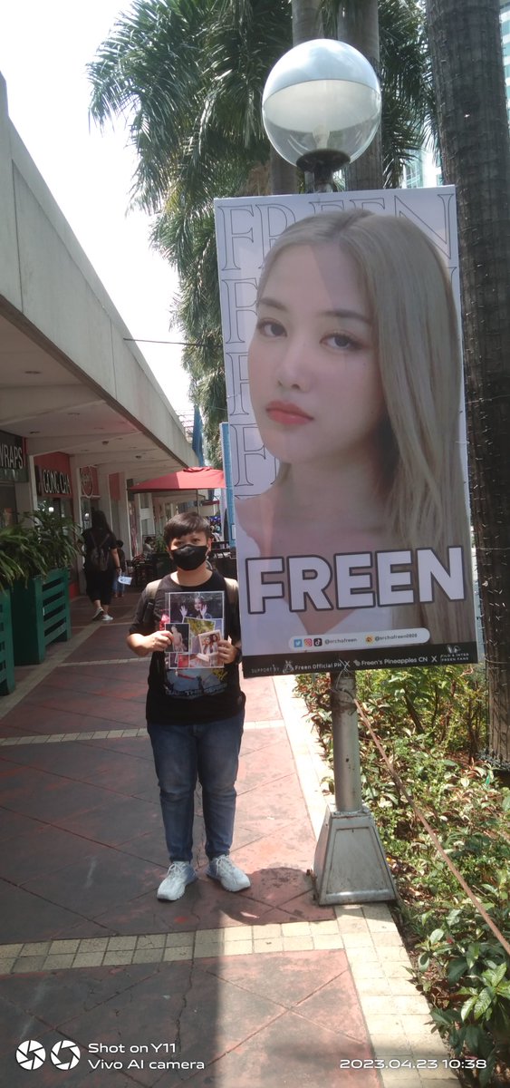 12SamLy's tweet photo. Araneta Cubao
#FreenBeckyFanBoomManila https://t.co/fQtHB4msdv