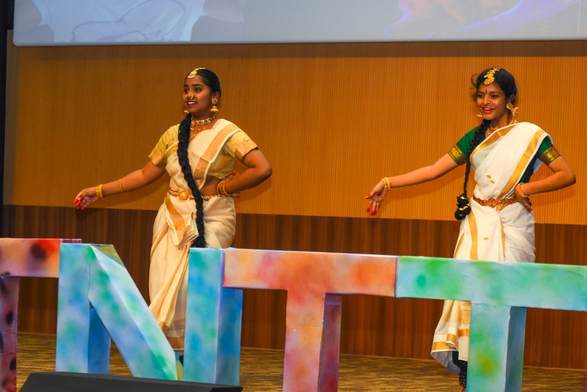SRMUAP's tweet photo. Endless fun and #celebrations! It's a wrap for Day-1 of #INFINITUS, and SRMites are more hyped than ever. Multiple fun activities, n number of competitions and stage performances made sure to keep them hooked!
#Infinitus2023 #Nationlevelculturalfest #culturalfest #srmuap #srmap https://t.co/SbIePynQoN
