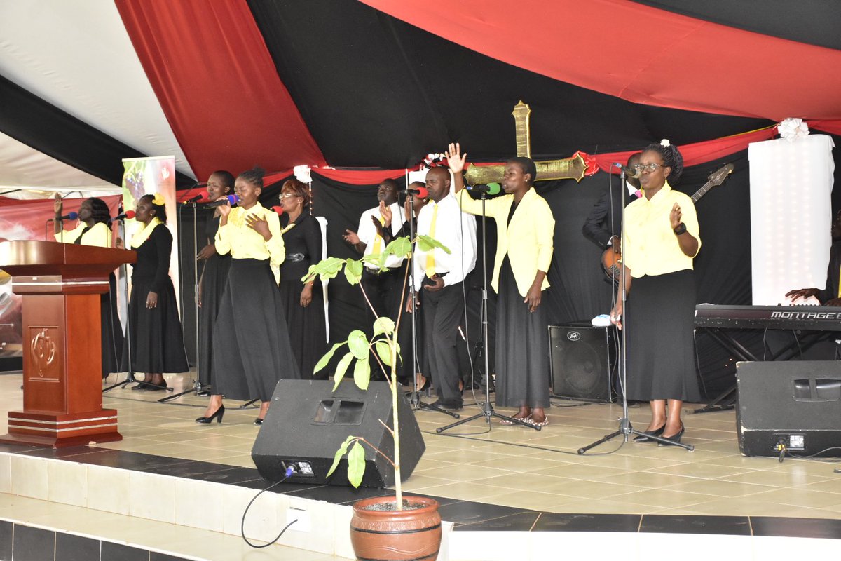 Ancient words ever true
Changing me, and changing you.
We have come with open hearts
Oh let the ancient words impart.
#InHisPresence