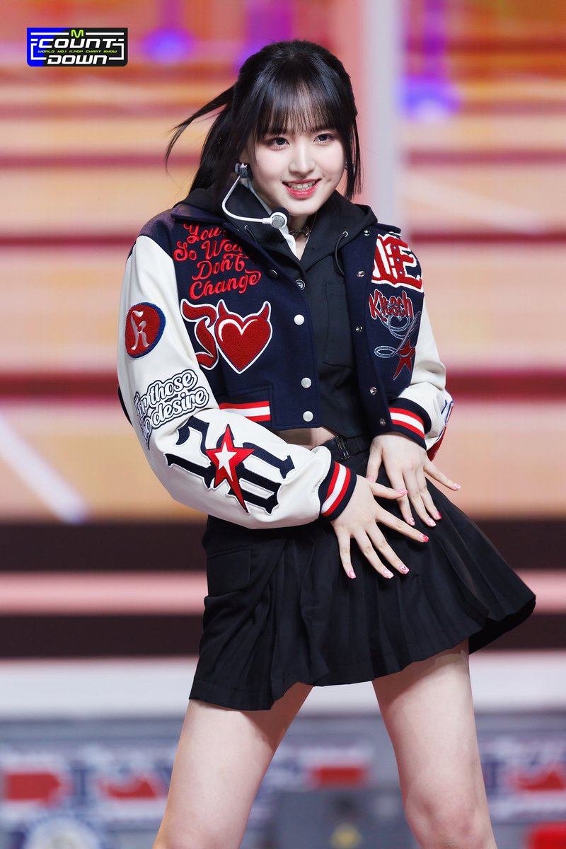 LIZCENTRE's tweet photo. 📷 [PHOTO] — LIZ’s ‘Kitsch’ Behind Photos on Mcountdown

🔗 https://t.co/6waFwPU71C 

#리즈 #LIZ #아이브 #IVE https://t.co/yKiZdyTRva