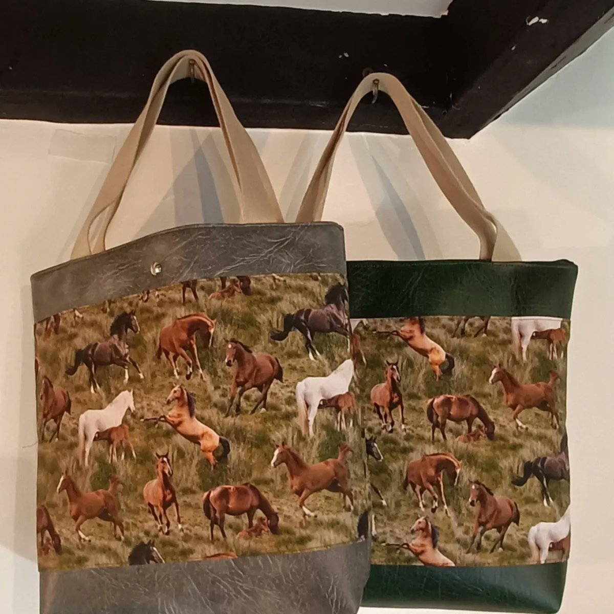 janebaker82's tweet image. now making these either individually or as a set.

An eco friendly tote shopping bag, a fully lined drawstring sling bag and an insulated water carrying bottle bag

Foxglove Fabrics Carmarthen #drawstringbackpack #ecofriendlyproducts #drawstringbag #funkyanimals #veganfriendly
