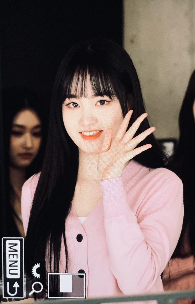 LIZCENTRE's tweet photo. 📸 [PHOTO] 230417 — LIZ Previews

© Lizz_1121

#리즈 #LIZ #아이브 #IVE https://t.co/BH1lveMBGe