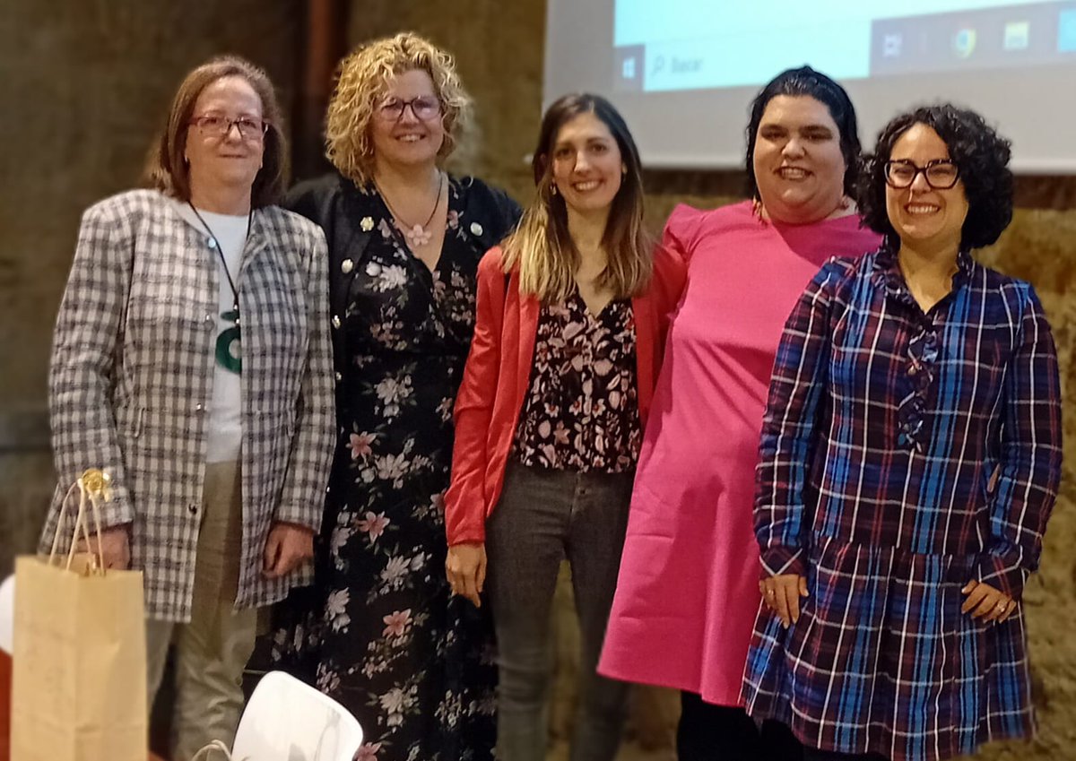 Asc_Aleiio's tweet photo. Muchísimas Gracias a todos los que nos acompañasteis ayer en nuestra I Jornada de EII&Ostomia y a todos los que la habéis echo posible 💜💚
#EII #Ostomia #Aleiio #leonesp https://t.co/tYZPixxXRa