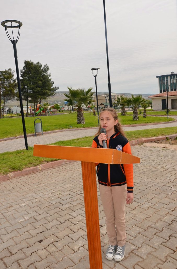 Yavuzeli_Kaym's tweet photo. 23 Nisan Ulusal Egemenlik ve Çocuk Bayramı Kutlama Programı, Kaymakamımız Hasan Raşit TAŞKIN ve ilçe protokolünün katılımı ile gerçekleşti.

#23NisanKutluOlsun https://t.co/wS5SZoo9w1