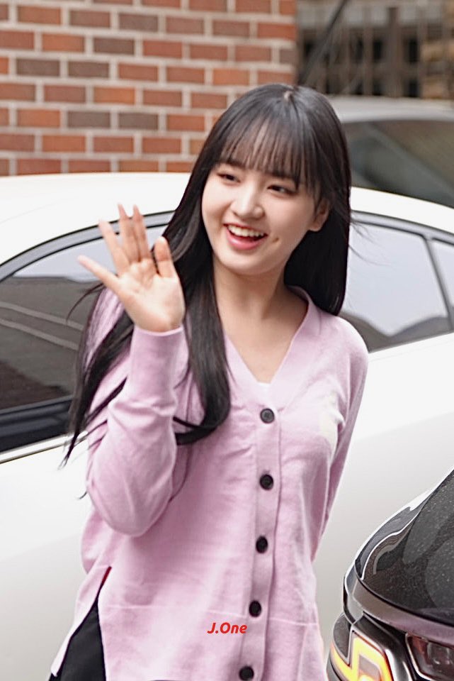 LIZCENTRE's tweet photo. 📸 [PHOTO] 230417 — LIZ Previews

© J_One_1121

#리즈 #LIZ #아이브 #IVE https://t.co/7LxVbhLVIe