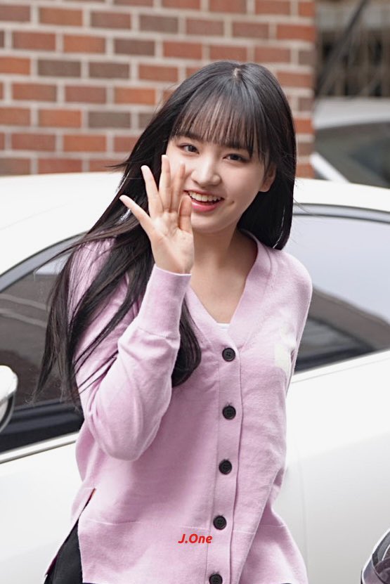 LIZCENTRE's tweet photo. 📸 [PHOTO] 230417 — LIZ Previews

© J_One_1121

#리즈 #LIZ #아이브 #IVE https://t.co/7LxVbhLVIe