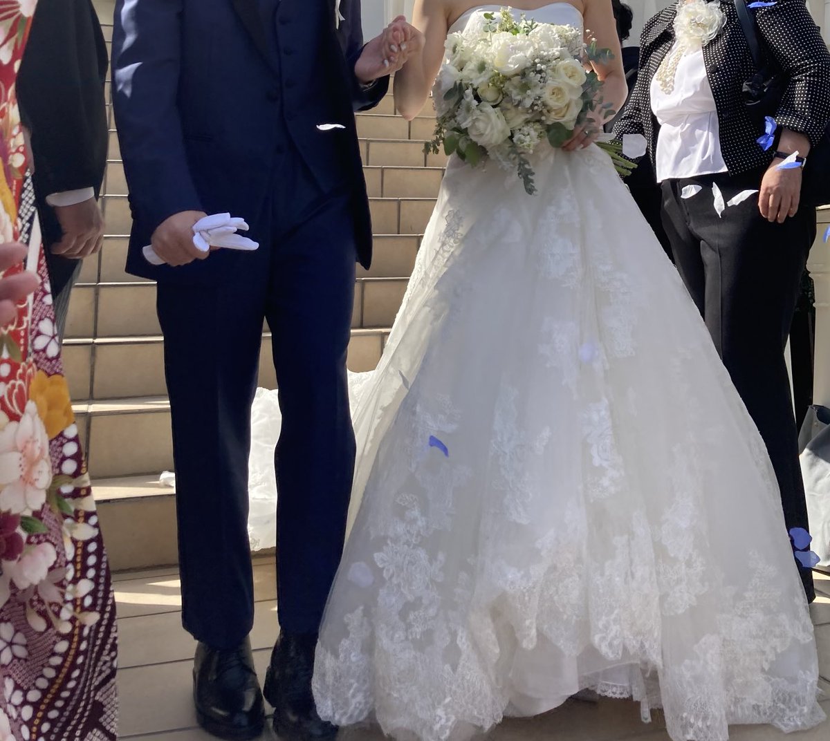 fork_book's tweet photo. 妹の結婚式に行ってきました🕊💍

妹のウエディングドレス姿を見た瞬間に、今までの思い出が自然とあふれてきて終始号泣してました😭

大切な大切な妹よ、末永くお幸せに✨ https://t.co/3mgFWcghUu
