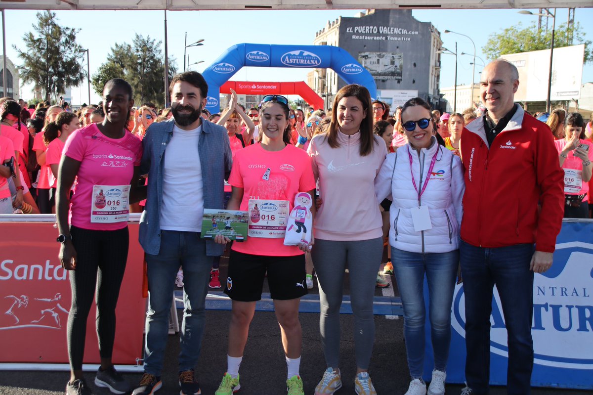 SanGomezLopez's tweet image. València se tiñe de rosa 💕 

Grande todas las mujeres que han partido, entre ellas nuestra compañera @nuria_llopisb 💪🏼

Grande la #marearosa contra en cáncer de mama #JuntasEsMejor 

#carreradelamujer