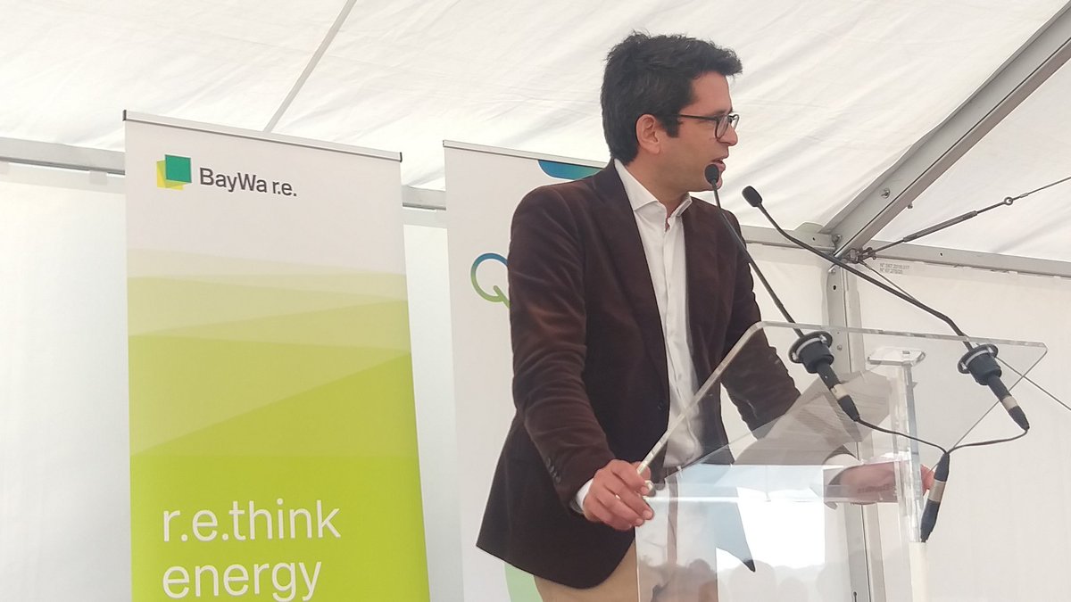RichardCHAMARET's tweet photo. Inauguration du Parc Éolien  de Grande Lande près de la base de loisirs de la Rincerie @PaysCraon avec Can Nalbantoglu, Président de BayWa_re, Mme la Préfète et de nombreux élus et habitants du territoire

@PaysCraon prend toute sa part dans la Transition Énergétique @ser_enr https://t.co/ZRYHCtlmyZ