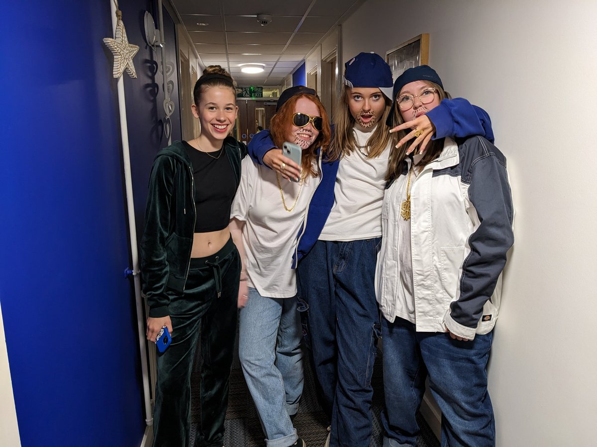 HopemanHouse's tweet photo. 90s dance social last night. Some great effort to look the part! Can you spot the visiting celebrities? @HopemanHouse @gordonstoun https://t.co/5WVm4568QH
