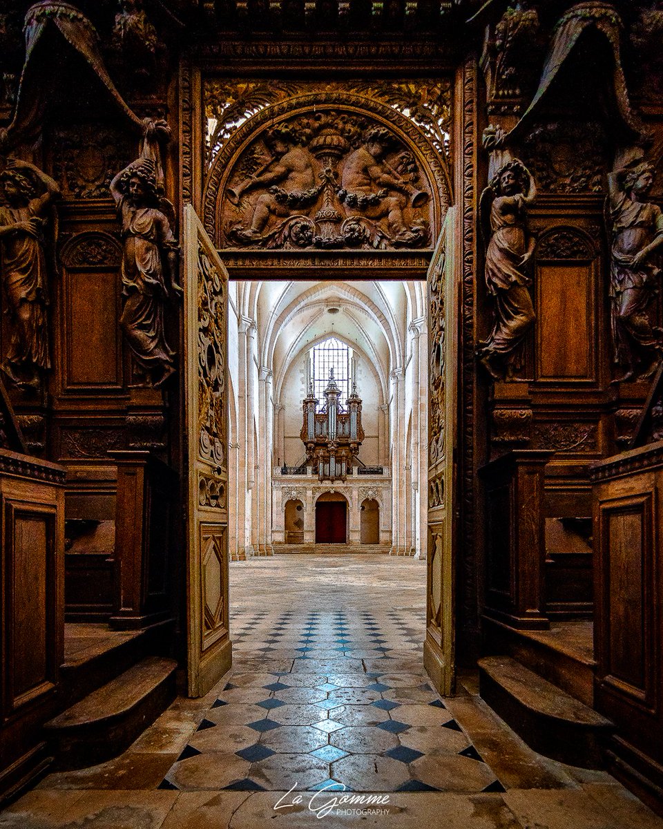 La_Gomme's tweet photo. L'Abbaye de Pontigny

#abbaye #abbayedepontigny #pontigny #bourgogne #yonne #burgundy #nikoneurope #nikonfr #architecture #architectanddesign #photography #photo #photooftheday #photographie https://t.co/WwbUd8HthU