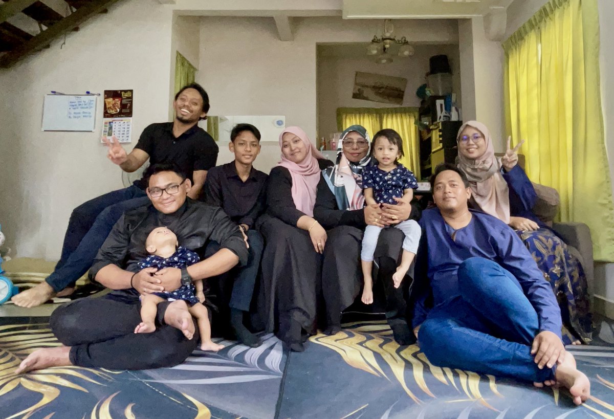 acap_donghae's tweet photo. Selamat Hari Raya Maaf Zahir & Batin ❤️ #EidAlFitr2023 #EidMubarak #Rayake2 #teamblack #teamdarkblue https://t.co/O1fJxGyevi