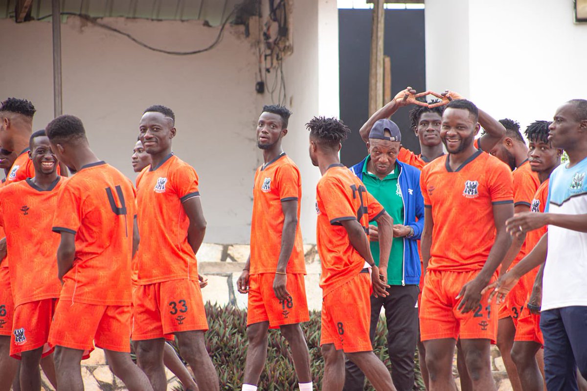FcSamartex1996's tweet photo. It is a beautiful morning at Dawu and our lads strolled to stretch the muscles ahead of the game. 

#SaxWin https://t.co/qo0pZdiXHt