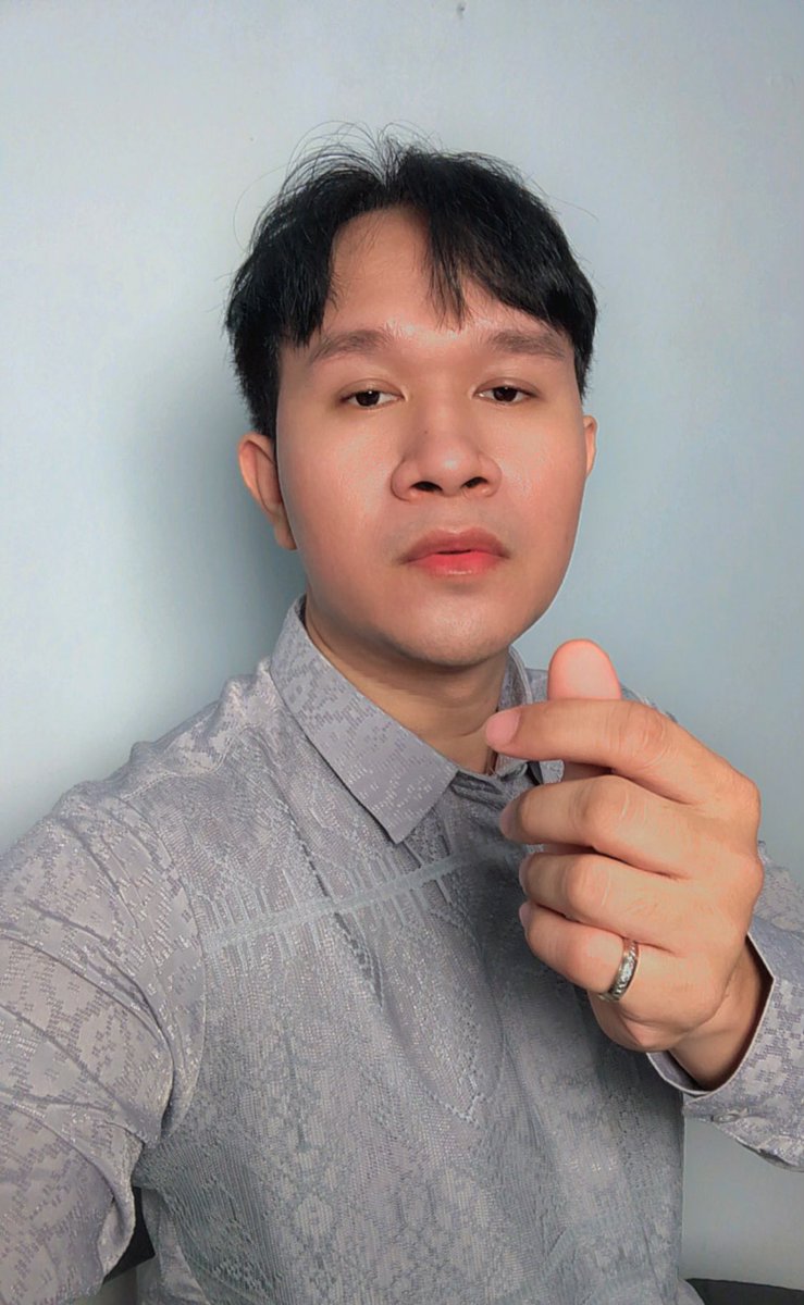 Selamat hari raya Idul fitri 
Mohon maaf lahir dan Batin