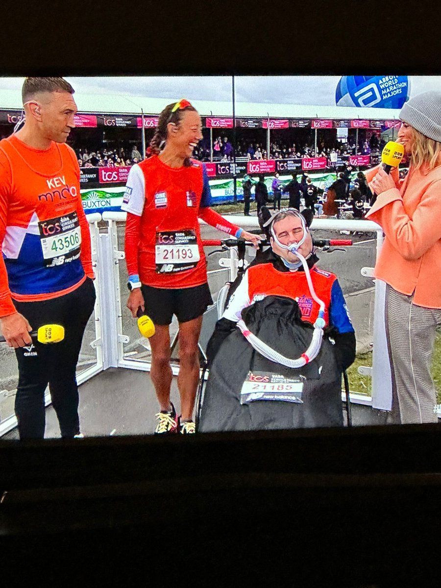 The therapy team would like to wish Sam Perkins and his team all the very best for the London Marathon today! Breaking down barriers to complete #OneMoreMarathon is an inspiration to us all 🤩<a href="/StandAgainstMND/">Stand Against MND</a> #LondonMarathon