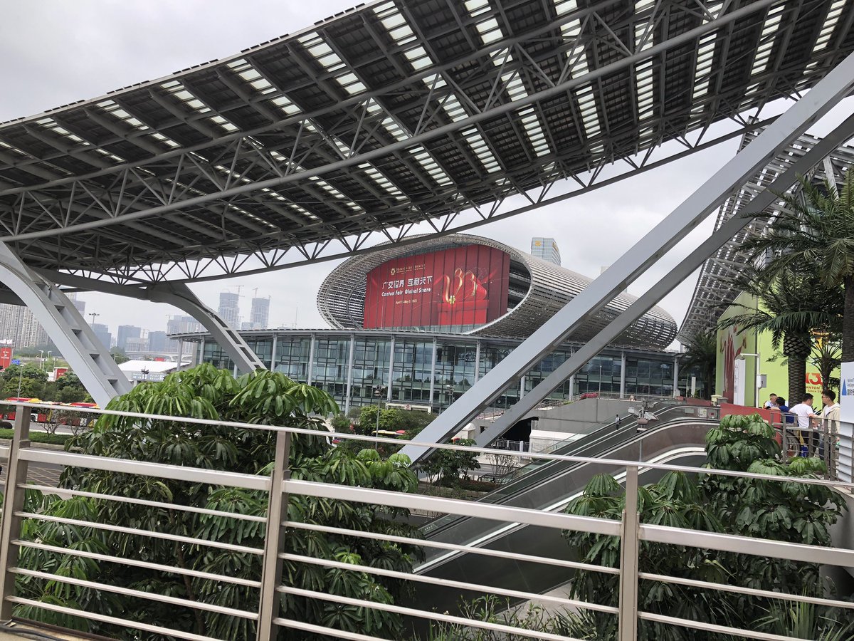 longcailing2009's tweet photo. Canton Fair 👏👏👏global share https://t.co/EfkAqB8ENv